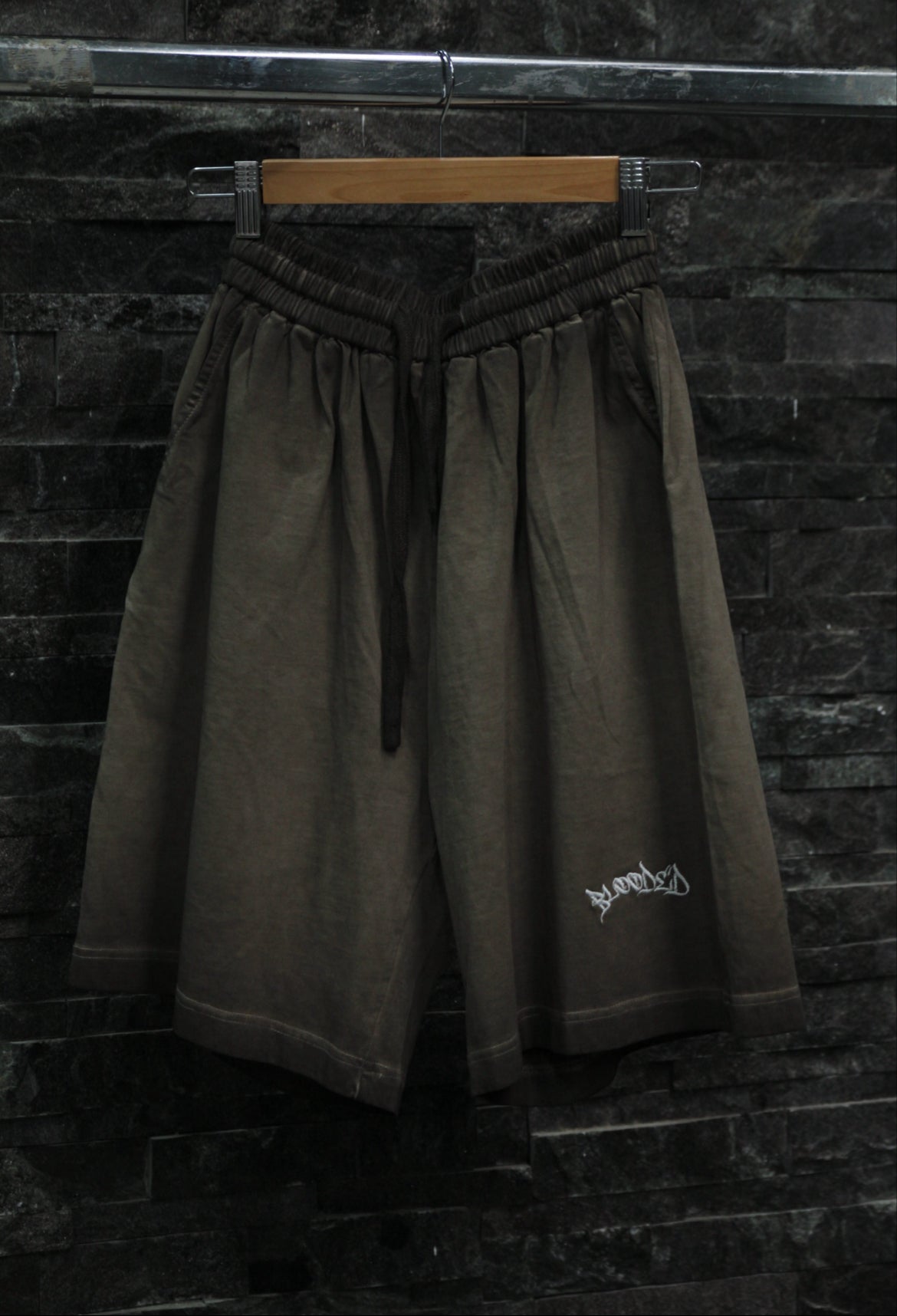 Exclusive Short brown