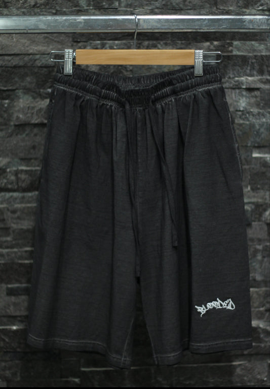 Exclusive Short black