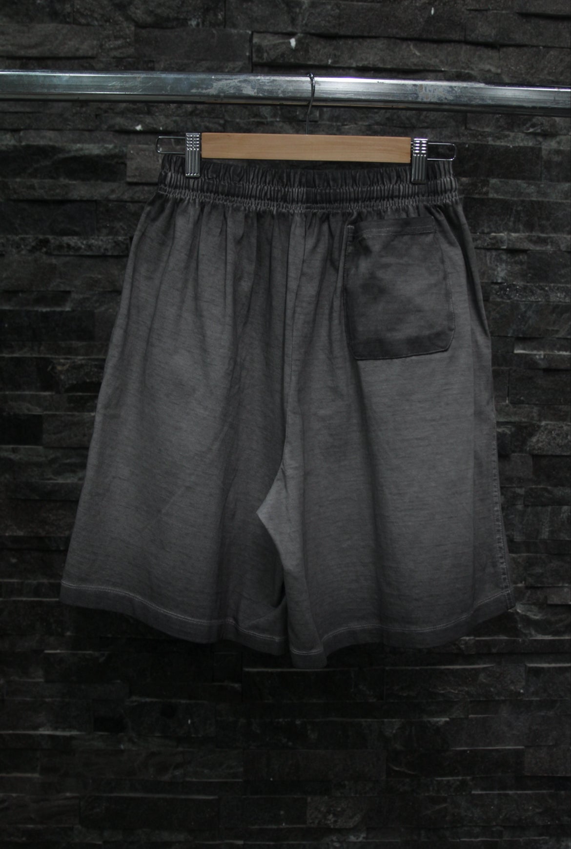Exclusive Short grey